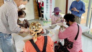 “치매관리 새 지평 연다” 태안군 치유농업 프로그램 ‘성과’